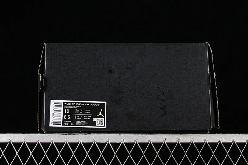 All categories Air Jordan Jordan series basketball shoes Air Jordan 3 foreign trade version A Ma Maniere x Air Jordan 3 Retro "Black" AJ3 Joe 3 joint model FZ4811-001